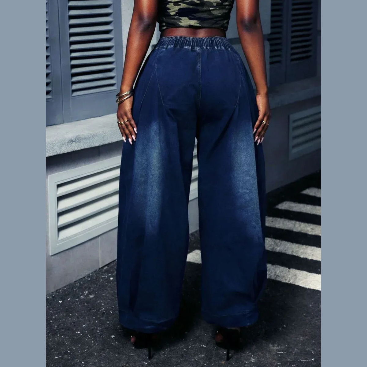 Downtown Drift Balloon-Leg Pleated Jeans