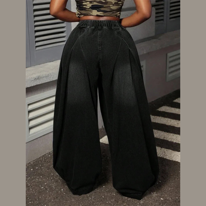 Downtown Drift Balloon-Leg Pleated Jeans